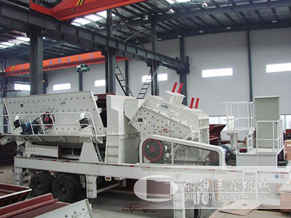 時產(chǎn)200噸建筑垃圾移動破碎站