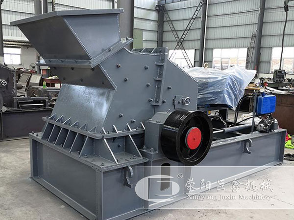 液壓河卵石制砂機(jī)